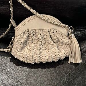 AMAZING! NWOT Boutique Chainlink Small Shoulder Bag/Clutch With Tassel!